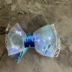 Cinderella/disney castle light up bow